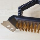 3 funkciós grilltisztító kefe