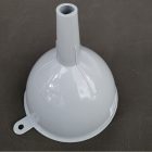 17 cm-es műanyag tölcsér