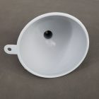 17 cm-es műanyag tölcsér