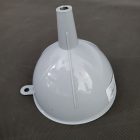 13 cm-es műanyag tölcsér