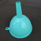 21 cm-es műanyag tölcsér